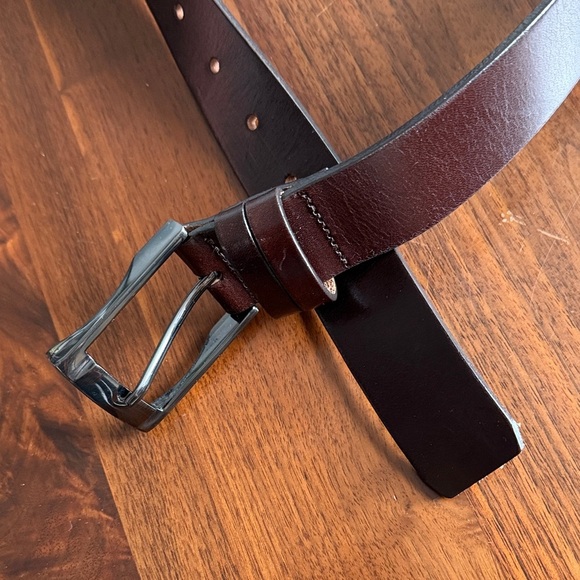 Men's Brown italien Leather Belt - simons size 34 - Picture 4 of 5